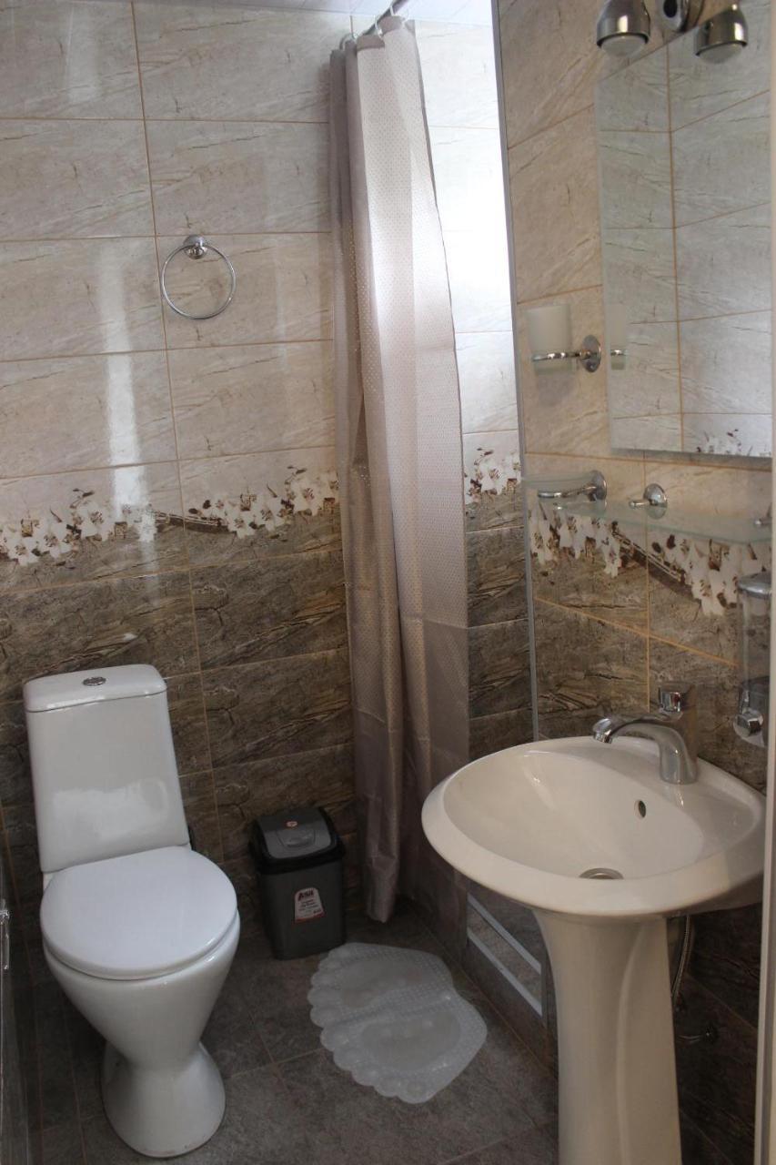 Inga Guest House Stepantsminda Exterior foto